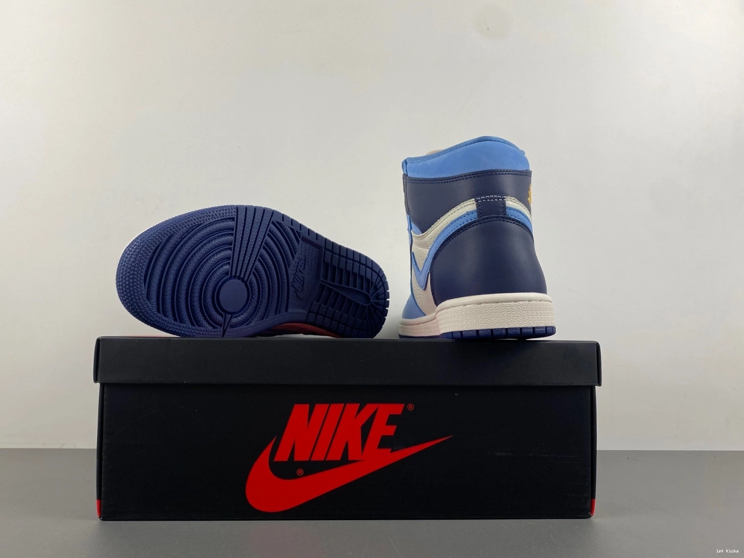 OG FD2596-400 1 Jordan High Flight First Air in 1102